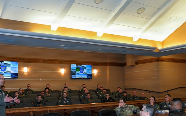 Maj. Gen. Neuman Tours 2nd Bomb Wing