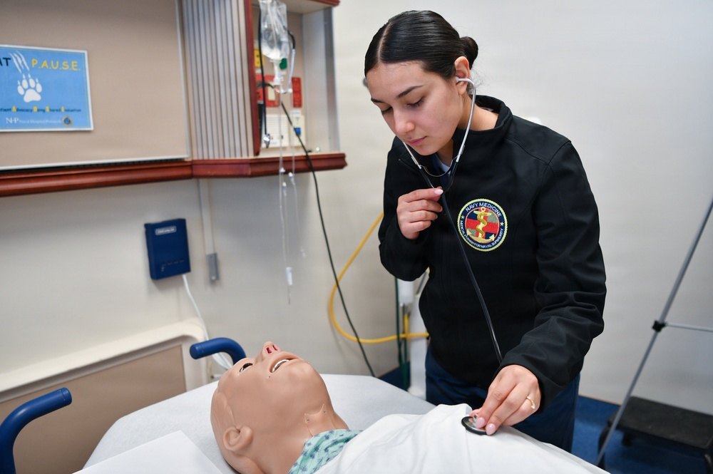 NMRTC Pensacola holds 2026 Annual Nursing and Corpsmen Competency Skills Fair at Naval Hospital Pensacola