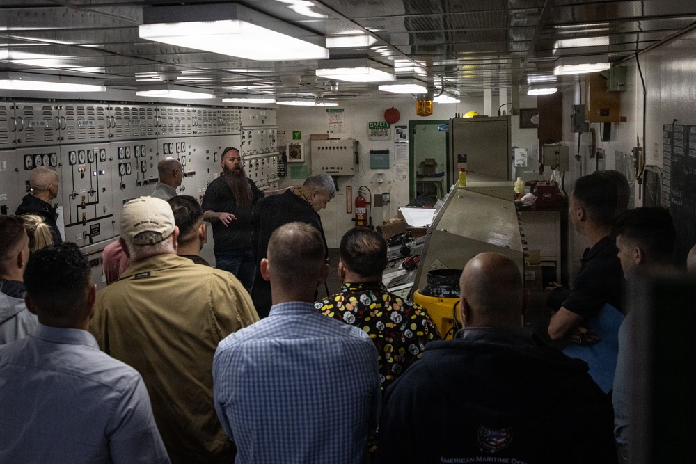 Brig. Gen. Joseph Katz Visits MV Cape Kennedy (T-AKR 5083)