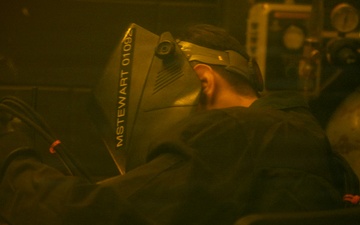 Aircraft Metals Specialist fabricates aircraft structural components