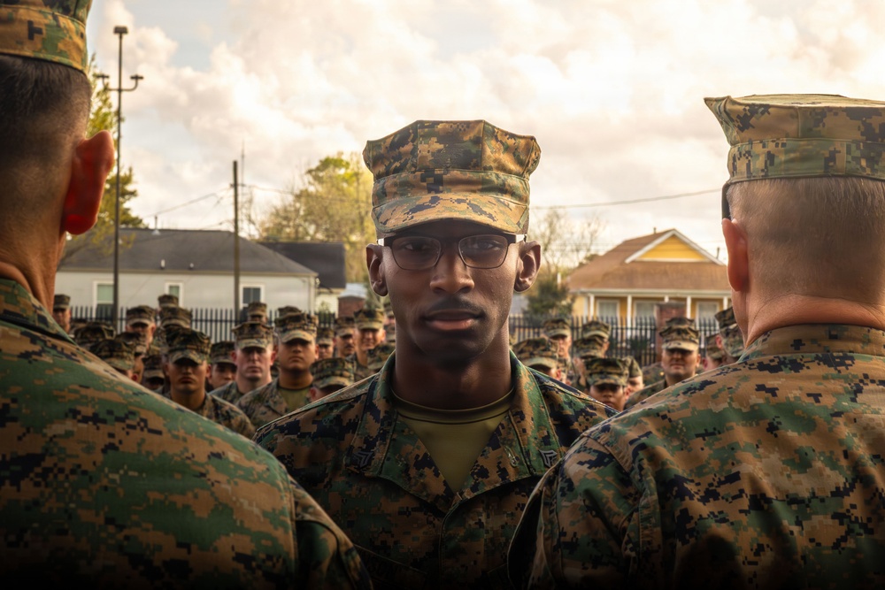 Sgt. Maj. of the Marine Corps Carlos Ruiz Visits Marine Corps Support Facility New Orleans