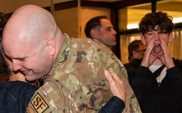 Travis AFB celebrates Airmen’s accomplishments with 2026 Senior Master Sgt. Release Party