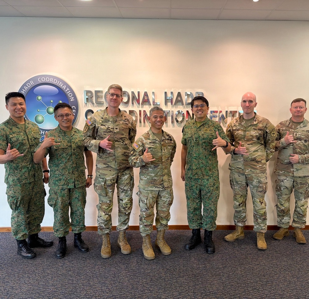 USARPAC Senior Leader Visits Singapore