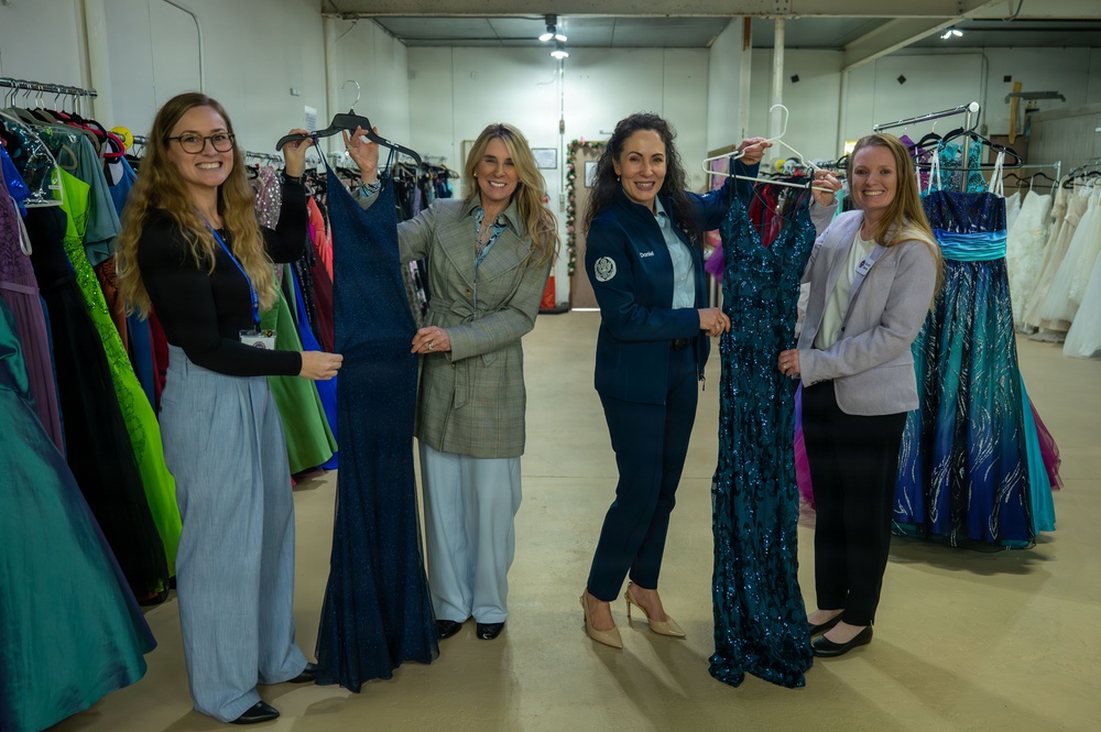 Senior Leader Spouses Visit Community Programs at Nellis AFB