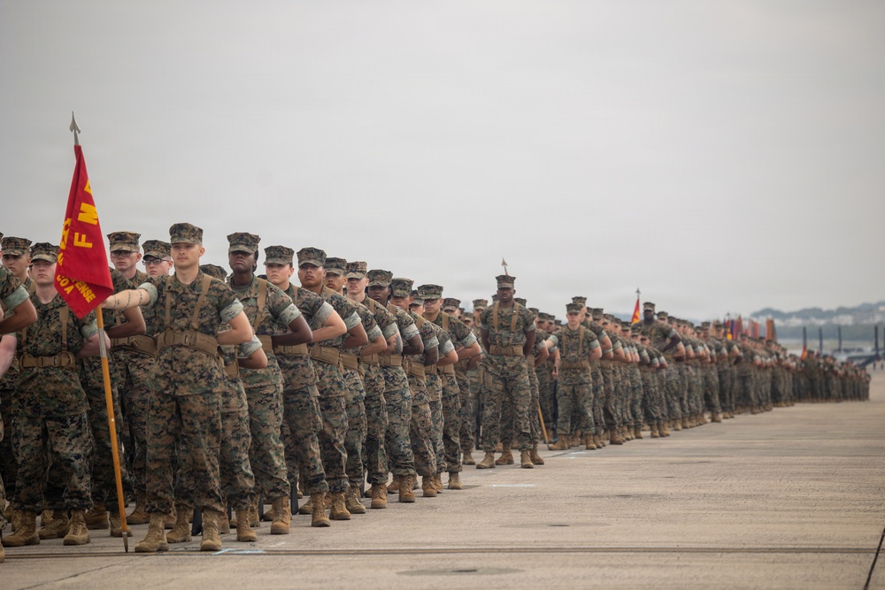 Maj. Gen. Marcus Annibale relinquishes command of 1st Marine Aircraft Wing to Brig. Gen. Simon Doran