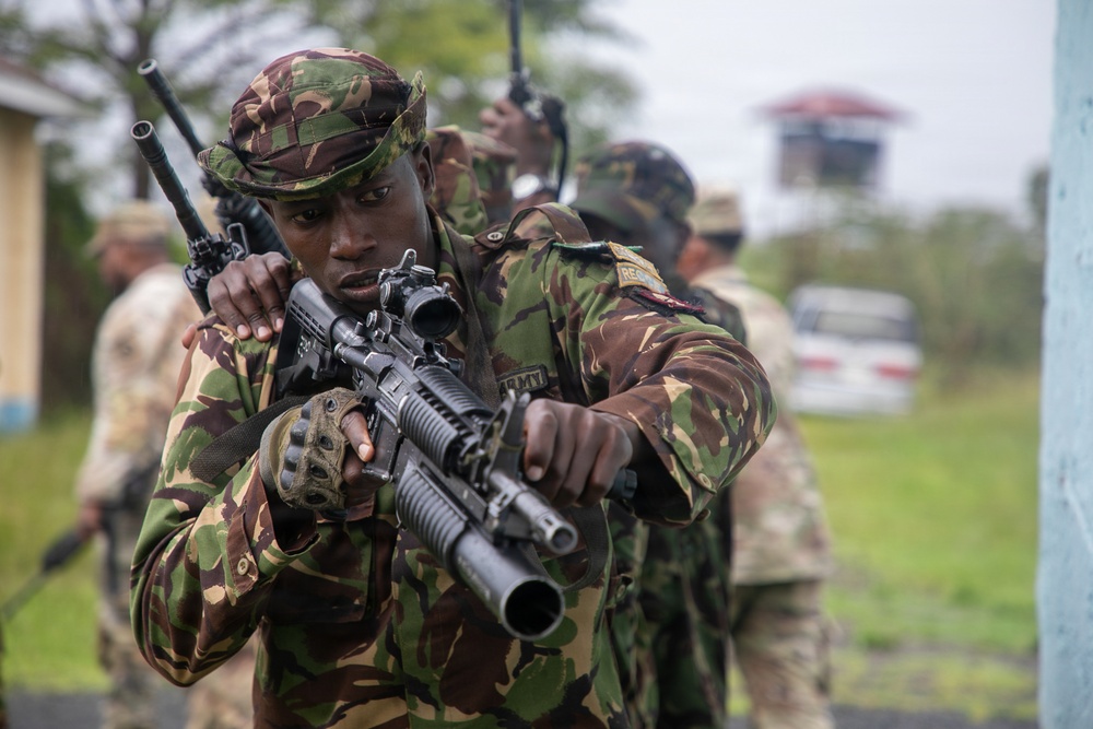 US infantry, Kenya Defense Forces rangers conduct joint urban combat training during Justified Accord 2026
