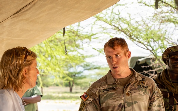 US Chargé d’Affaires visits multinational Top Gun Competition during Justified Accord 2026