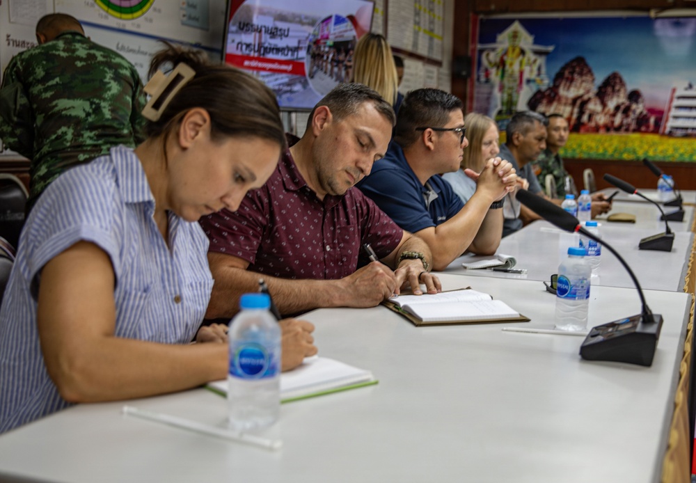 Hanuman Guardian | US - Royal Thai Army Civil Affairs Teams Visit Lop Buri Police Department