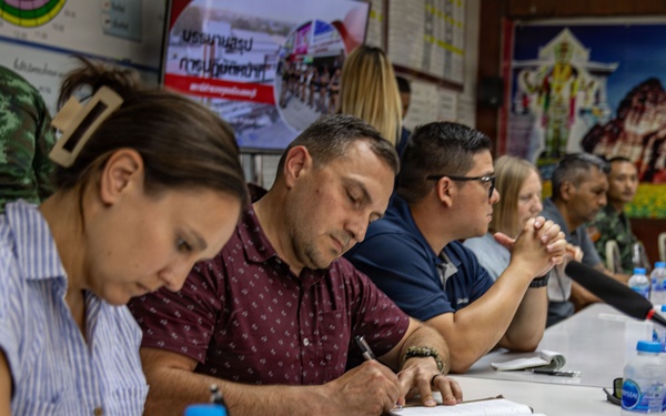 Hanuman Guardian | US - Royal Thai Army Civil Affairs Teams Visit Lop Buri Police Department