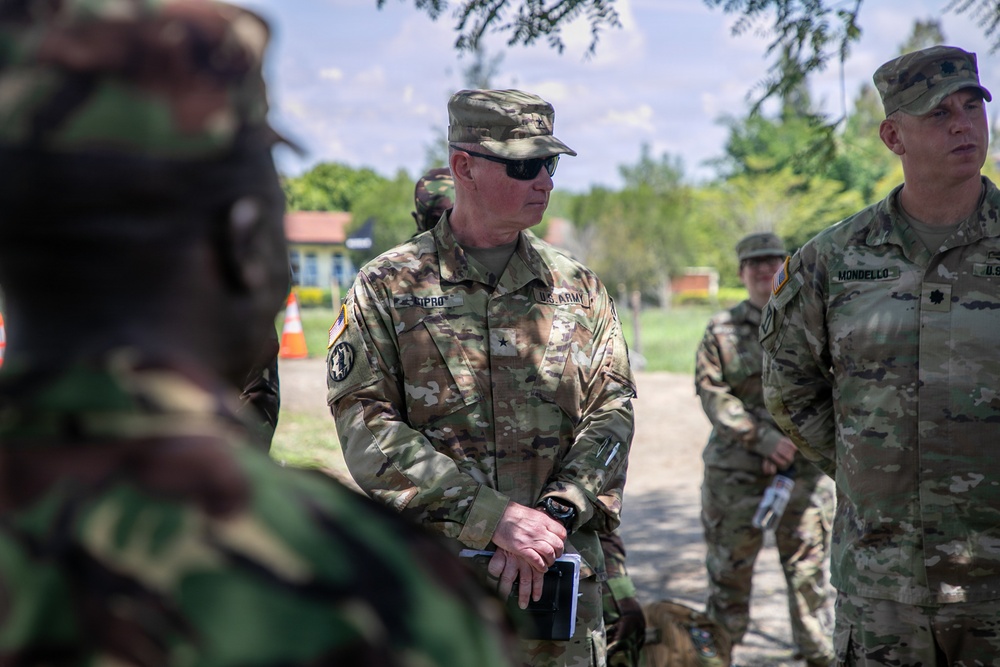 Brigadier General Cipro visits with Task Force Minuteman during Justified Accord 2026