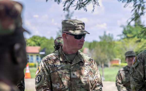 Brigadier General Cipro visits with Task Force Minuteman during Justified Accord 2026