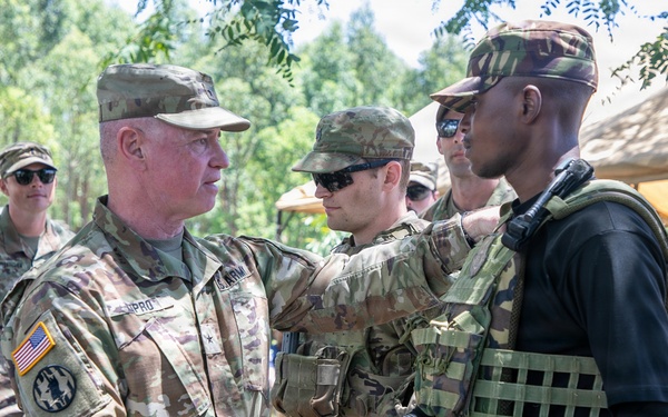 Brigadier General Cipro visits with Task Force Minuteman during Justified Accord 2026
