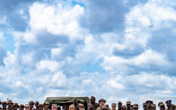 US Chargé d’Affaires visits multinational Top Gun Competition during Justified Accord 2026