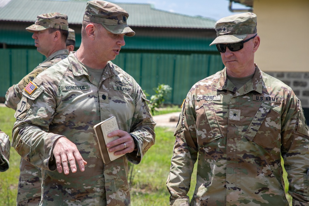 Brigadier General Cipro visits with Task Force Minuteman during Justified Accord 2026
