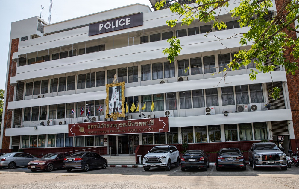 Hanuman Guardian | US - Royal Thai Army Civil Affairs Teams Visit Lop Buri Police Department