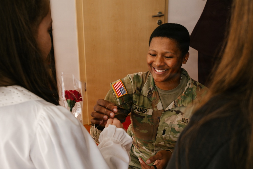 FLARNG Soldiers celebrate Teacher’s Day with local students as part of KFOR 36