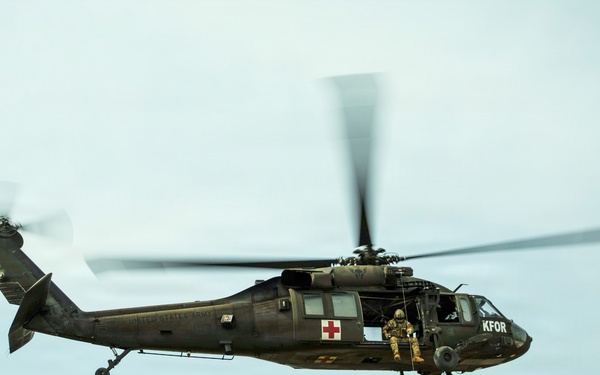 U.S. MEDEVAC team conducts hoist training with Latvian Soldiers