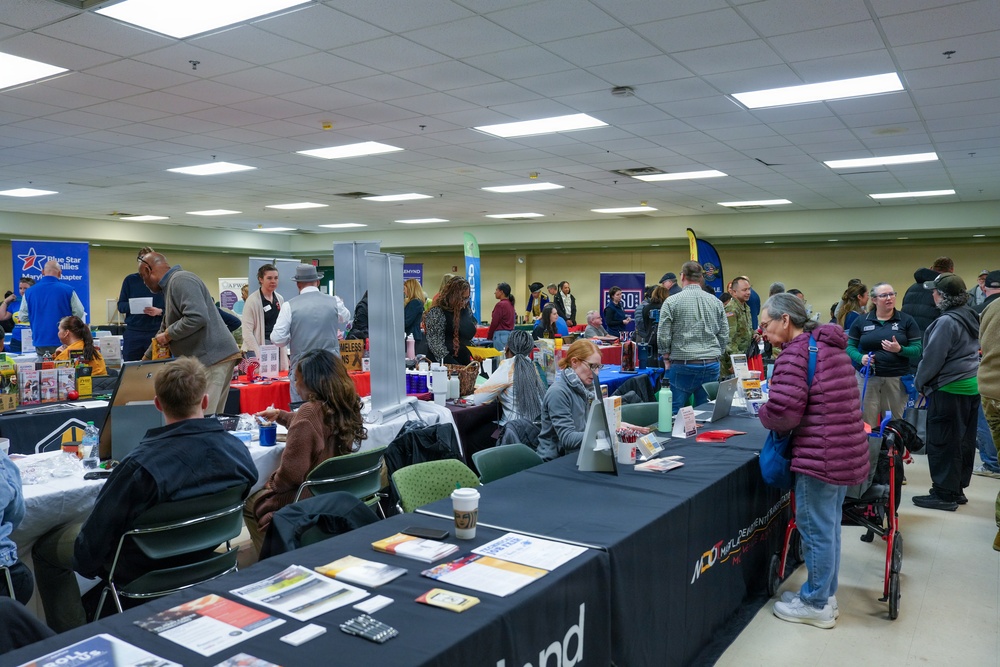 Veterans, families connect with resources at Fort Meade fair