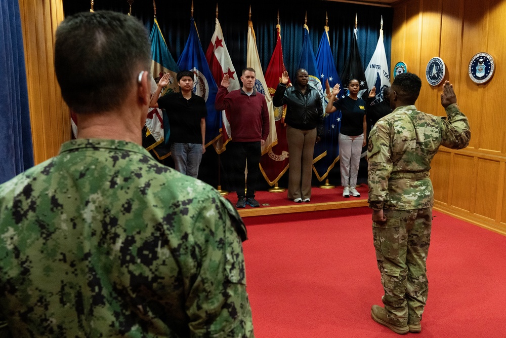 SEAC Tours Baltimore Military Entrance Processing Station