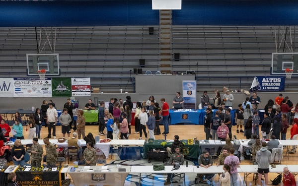 Airmen engage and inspire students at local high school career fair