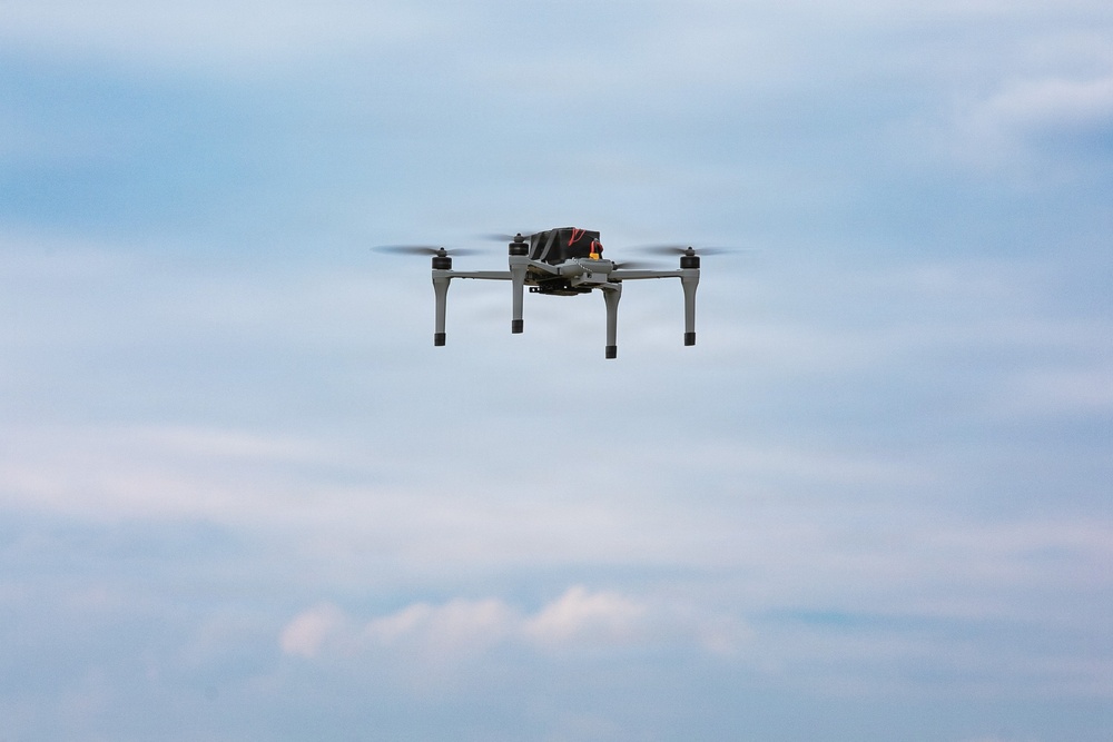 U.S. Soldiers train on Bumblebee Drones