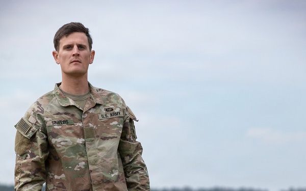 U.S. Soldiers train on Bumblebee Drones