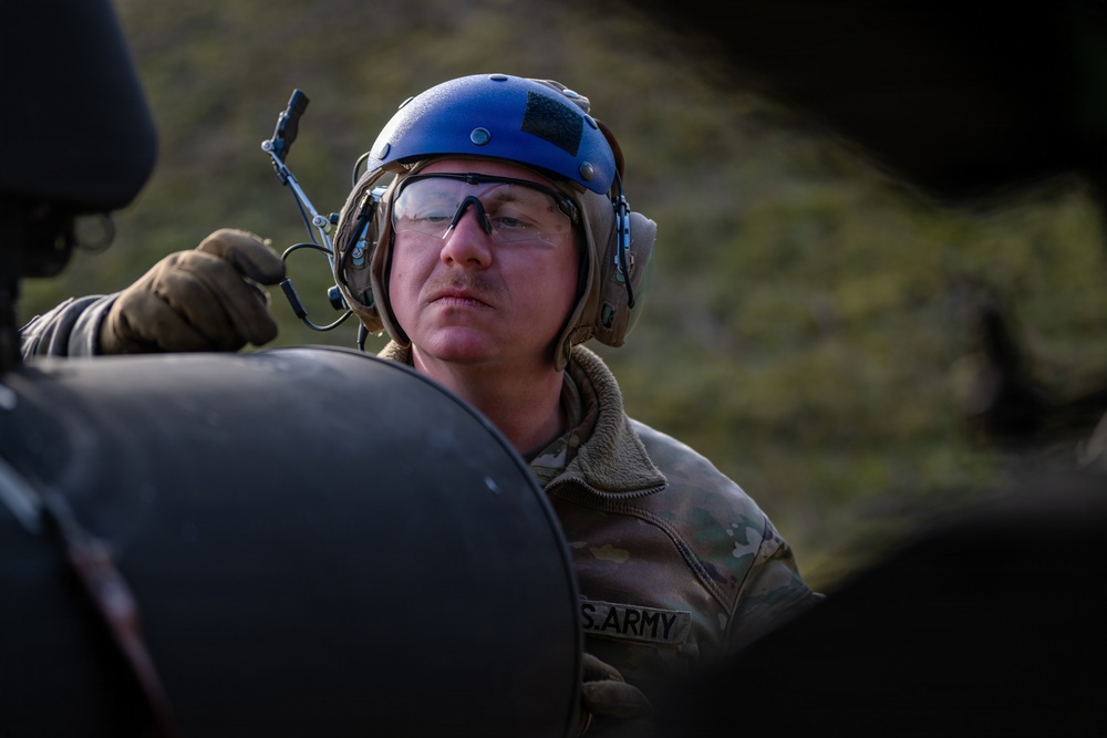 Operation Skyfall: Apache Crews Refine Air‑to‑Air Precision Against UAS Threats