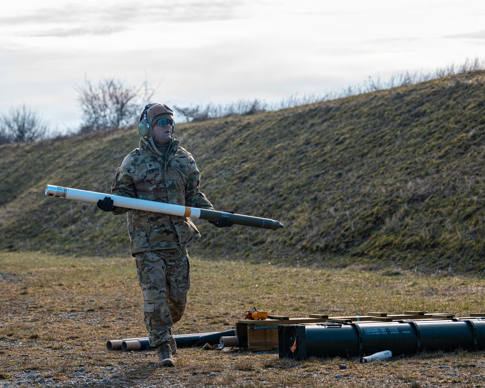 Operation Skyfall: Apache Crews Refine Air‑to‑Air Precision Against UAS Threats