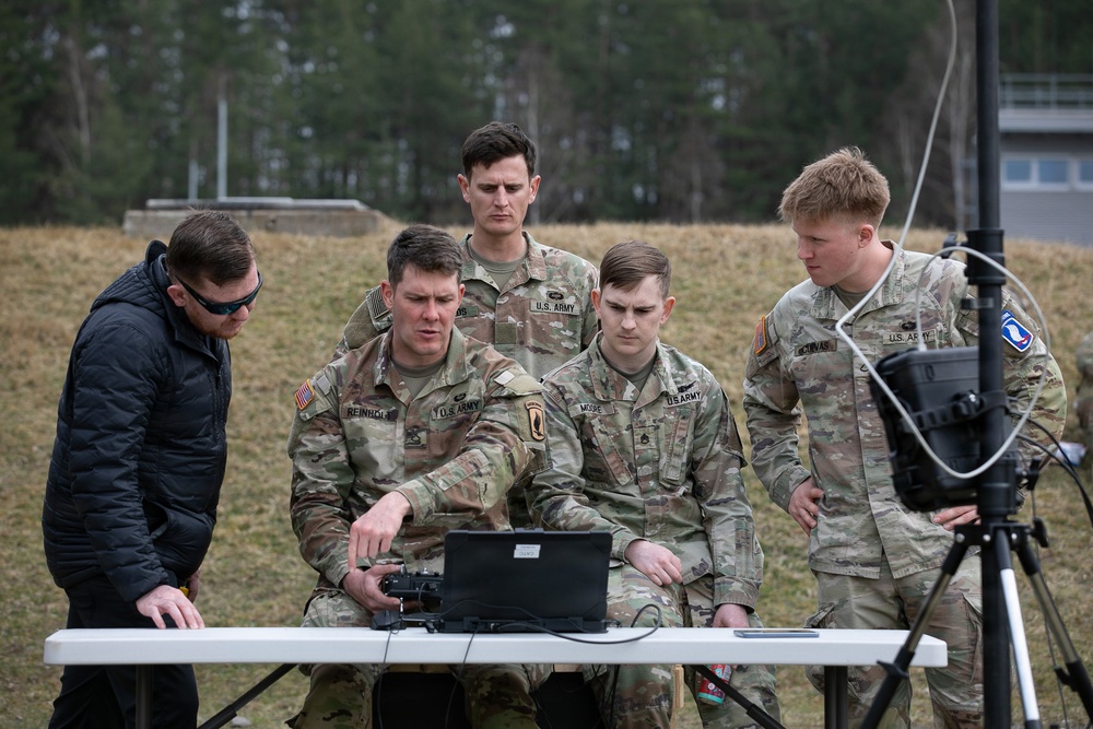 U.S. Soldiers train on Bumblebee Drones