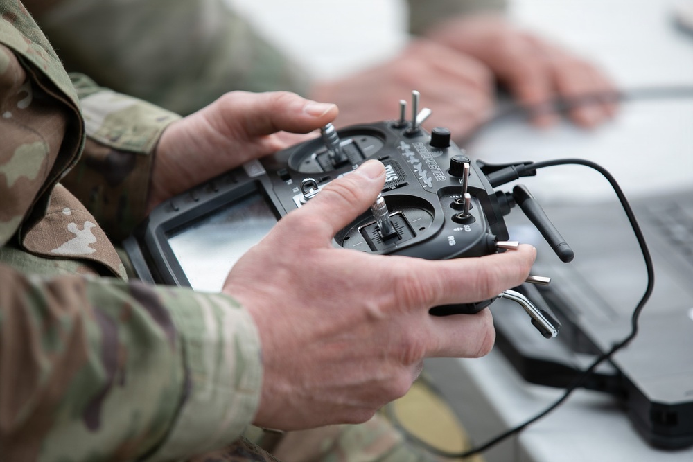 U.S. Soldiers train on Bumblebee Drones