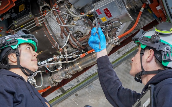 Patrol Squadron (VP) 26 Performs Routine Maintenance