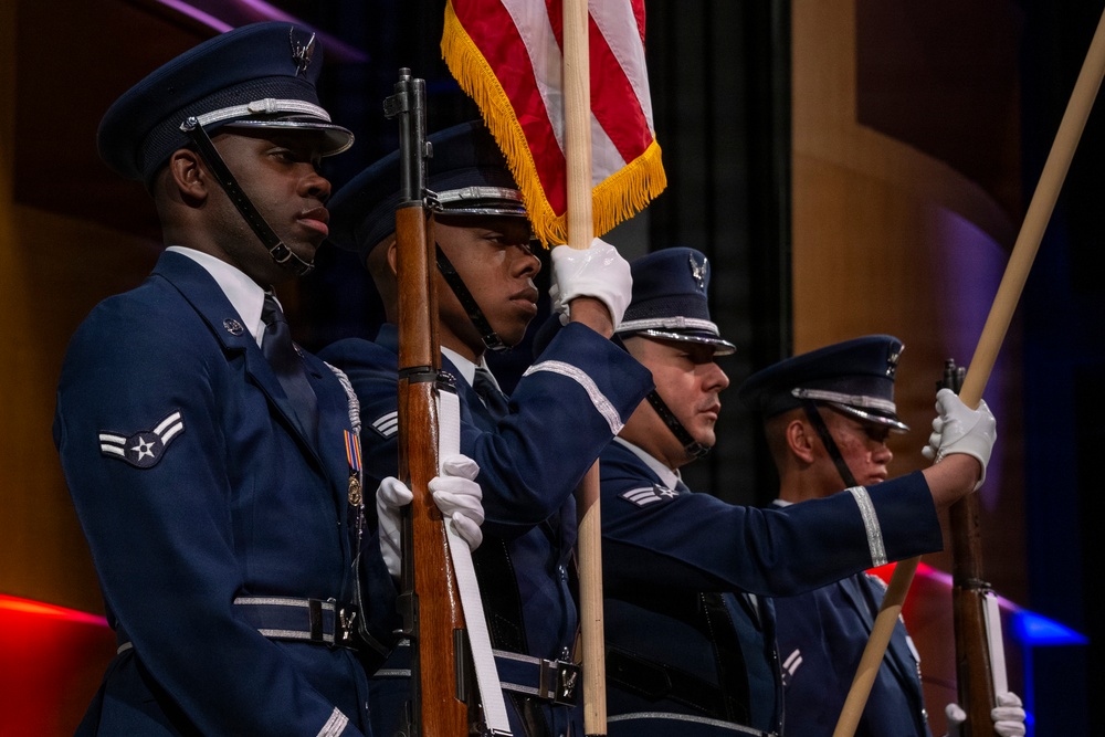 Air Force Band honors American music with community
