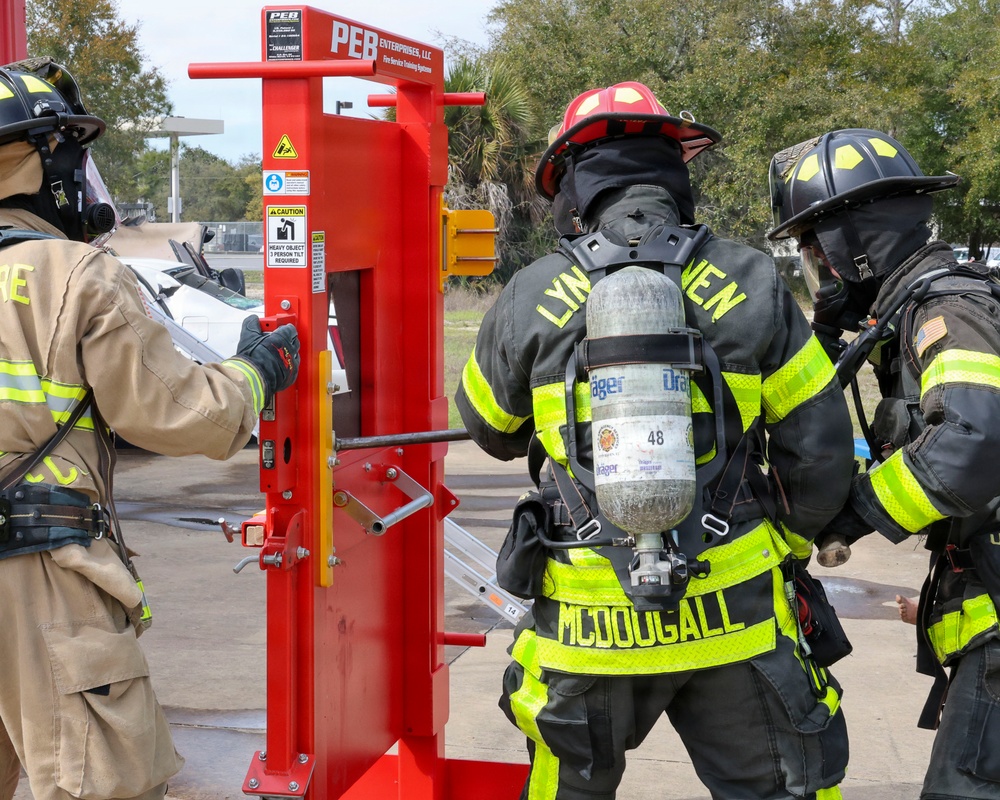 Naval Support Activity Panama City Fire and Emergency Services train with Lynn Haven Fire Rescue