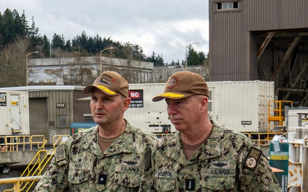 Naval Reactors visits Submarine Group 9