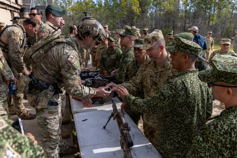 Colombian Senior Enlisted Leaders Visit 7th Special Forces Group (Airborne) During 22nd PISAJ Engagement