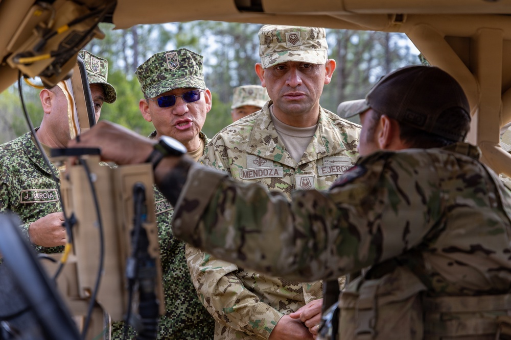 Colombian Senior Enlisted Leaders Visit 7th Special Forces Group (Airborne) During 22nd PISAJ Engagement