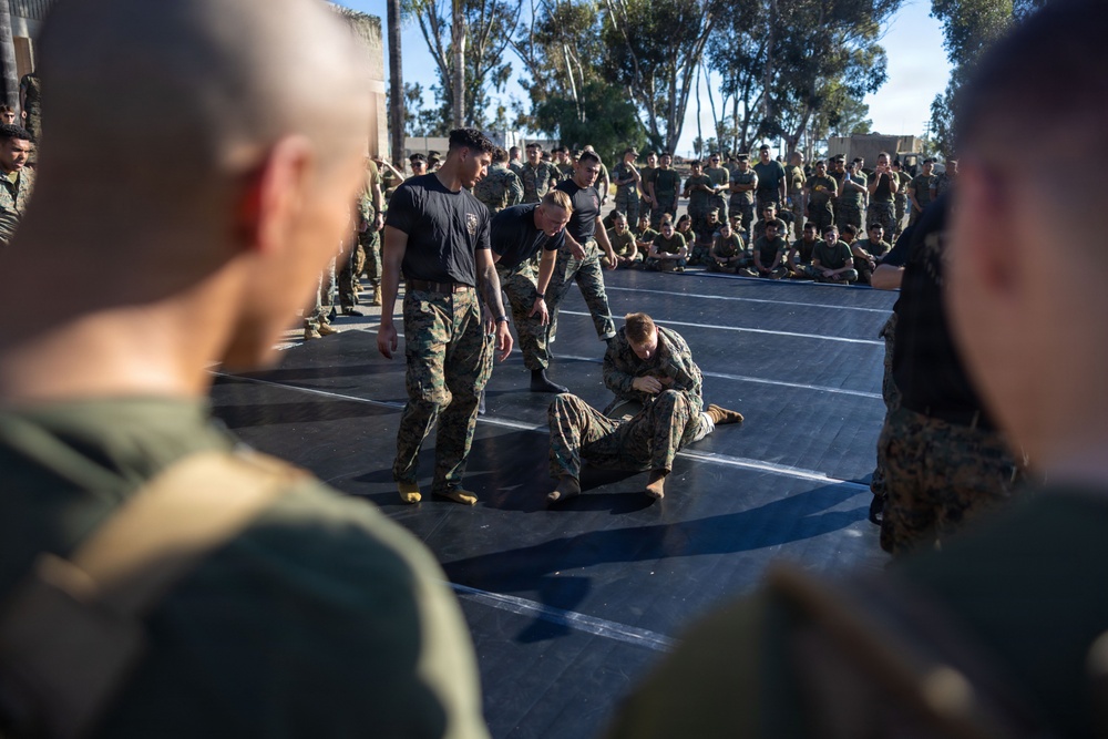 9th Communication Battalion conducts PT event