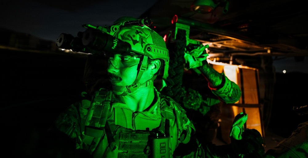 EOD Technicians Practice Nighttime Rappelling and Fast-Roping Techniques