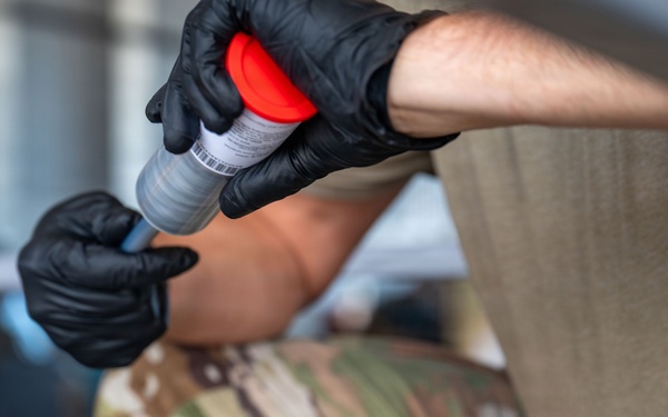 Replacement of a tip cap for a main rotor blade