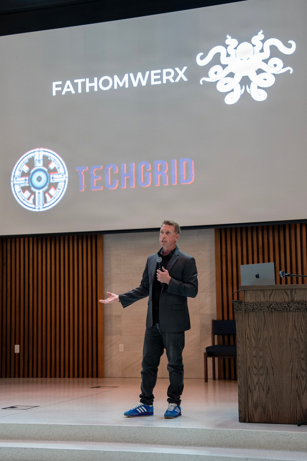 ‘Warfighters need us’: Innovation Awards recognize NAWCWD teams already delivering