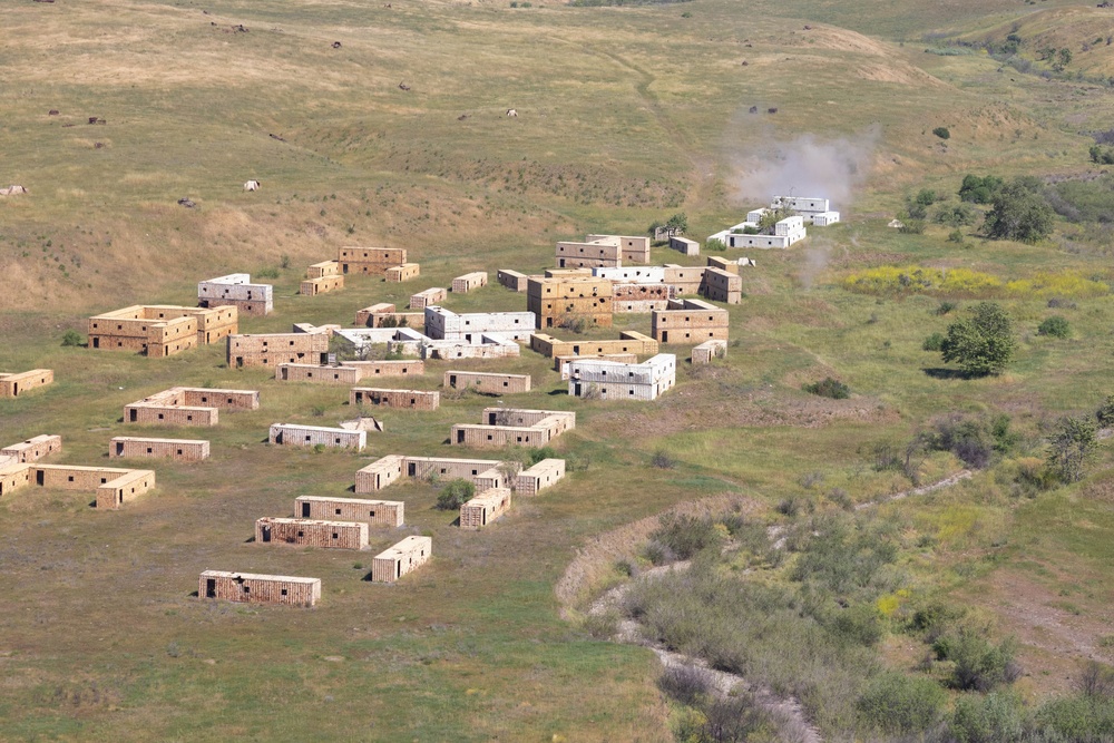 U.S. Marines with HMLA-367 execute joint live-fire exercise alongside JTAC