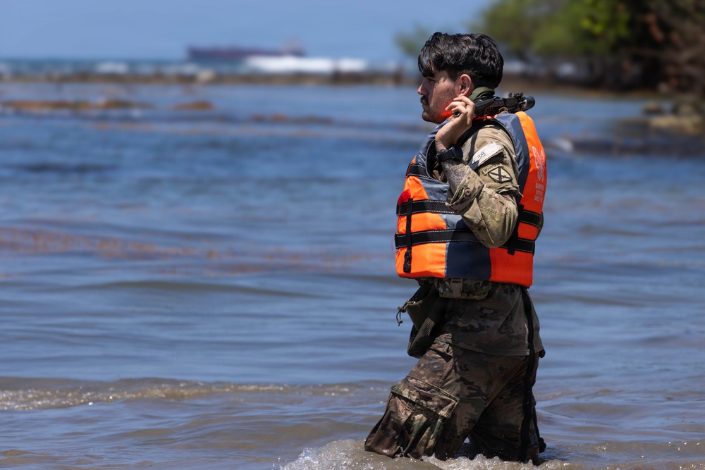 Jungle Operations Training Course - Panama: Jungle Waterborne Operations