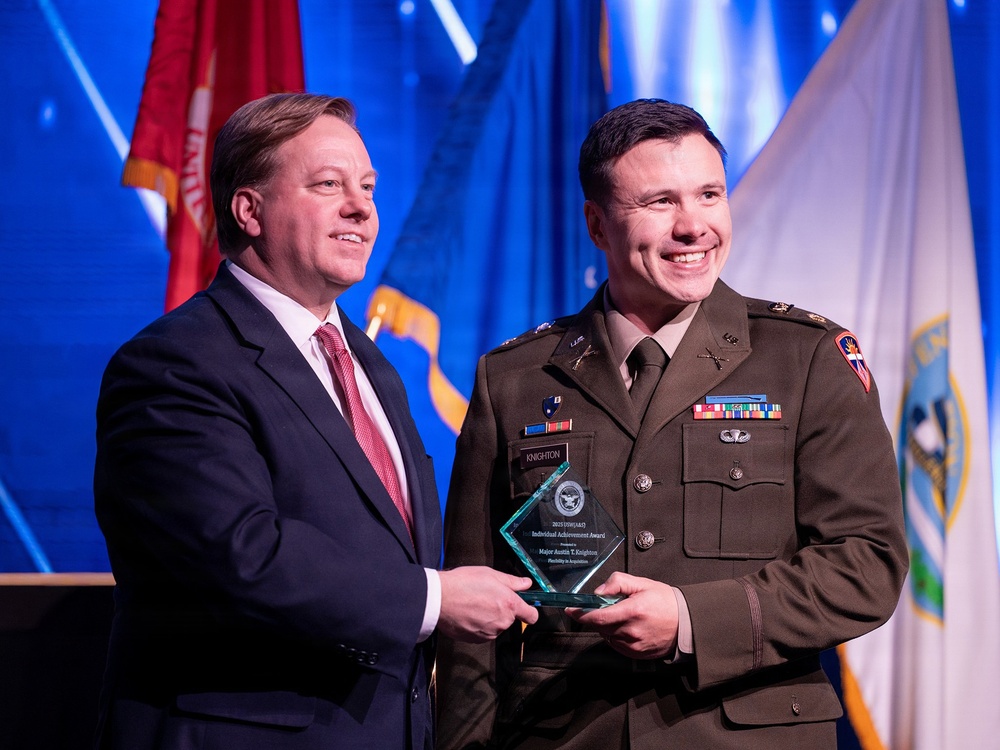 MAJ Austin Knighton | 2025 Warfighting Acquisition Award winner