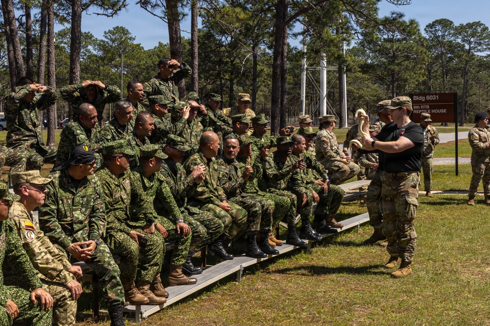 Colombian military Visits 6th Ranger training battalion