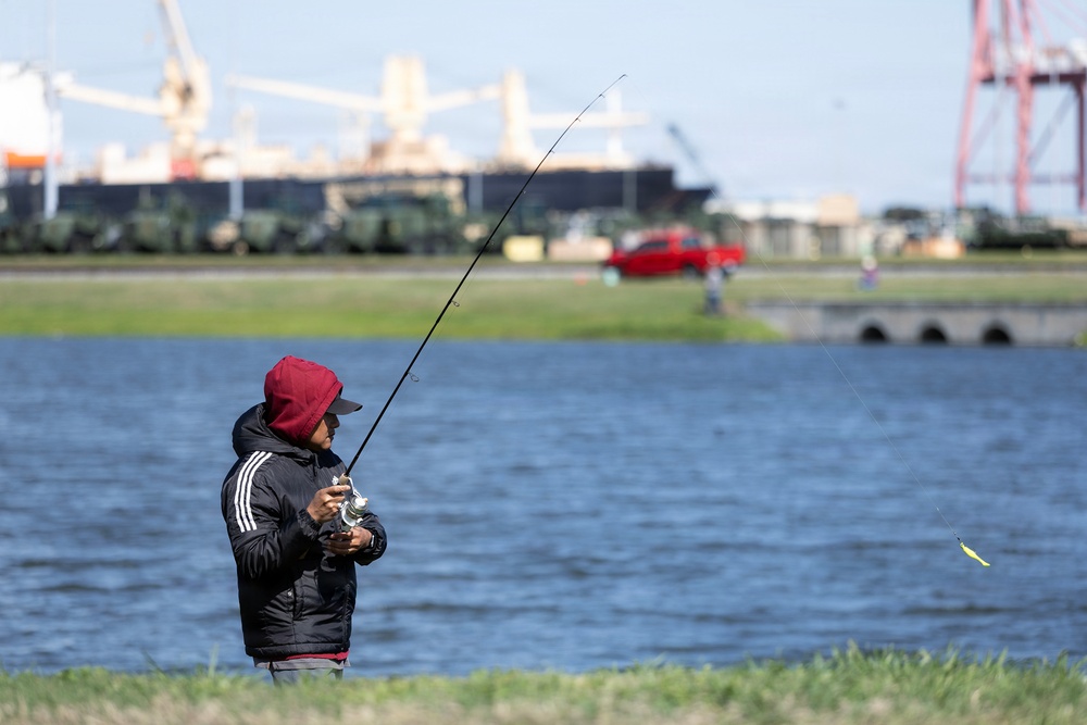 Blount Island Fishing Brings Service Members, Veterans Together in Conservation Effort