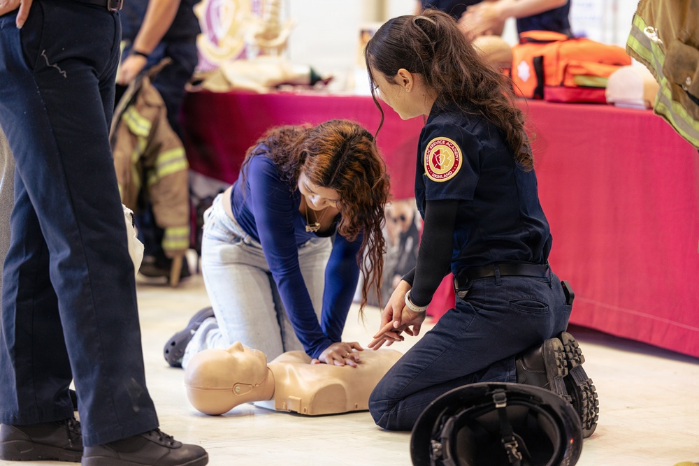 Antelope Valley students engage at USAF Plant 42 aerospace career fair