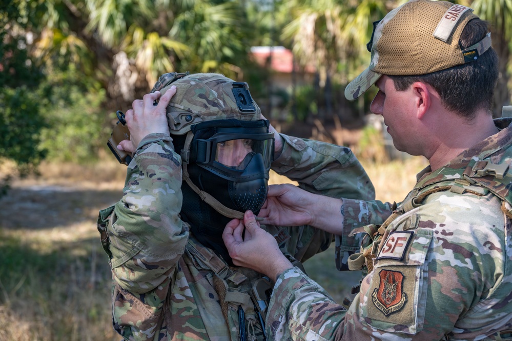 920th Security Forces Squadron conducts training