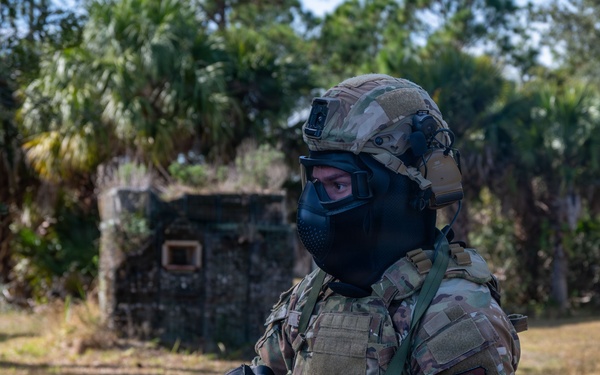 920th Security Forces Squadron conducts training
