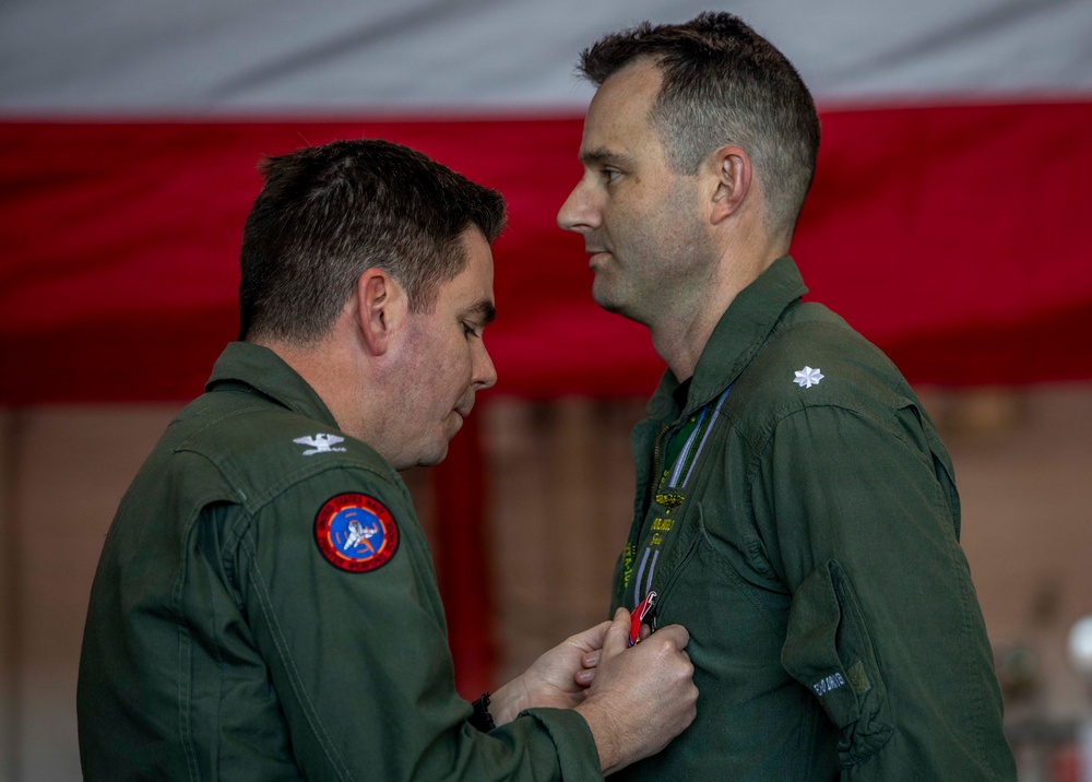 VFA-105 Change of Command – Nogle Receives Bronze Star Medal