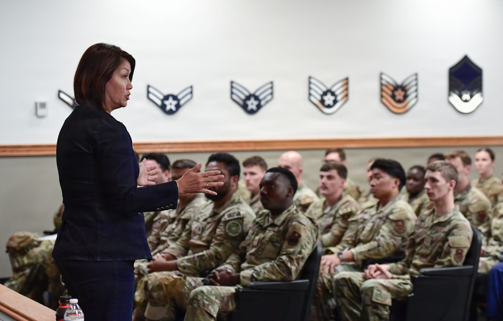 Retired CMSAF JoAnne Bass provides mentorship to ALS and NCOA staff and students